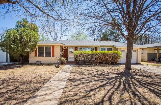 Foto del edificio - 4213 40th St