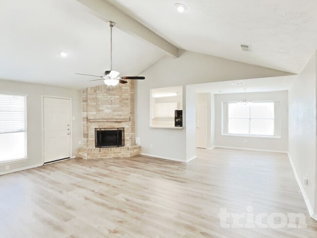 Building Photo - 21402 Golden Dove Dr