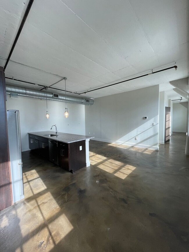 Interior Photo - 538 Erie Blvd W