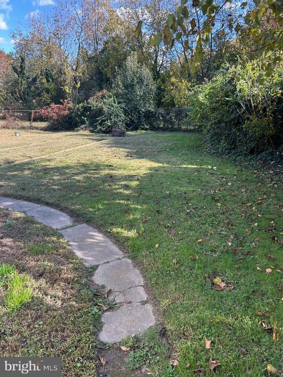 Building Photo - 99 S Broad St