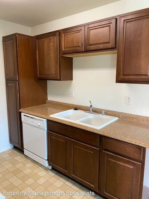 Primary Photo - 1 br, 1 bath House - 2631 Phipps Avenue #D