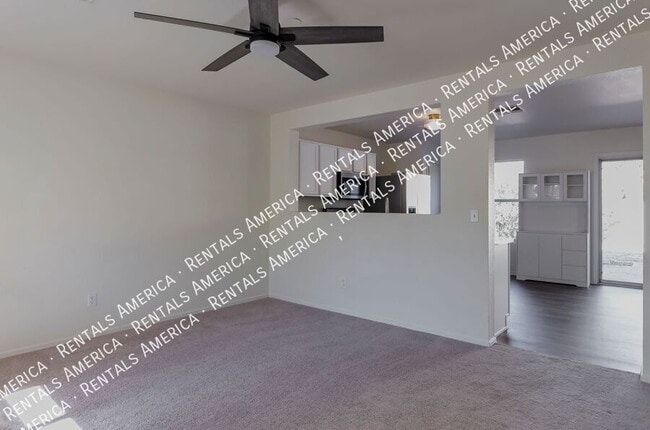 Building Photo - 3206 W Calle De Manzanillo