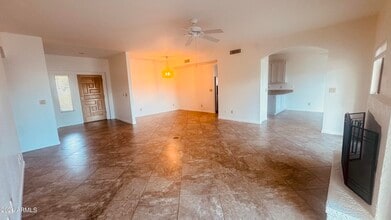 Building Photo - 6707 E Kelton Ln