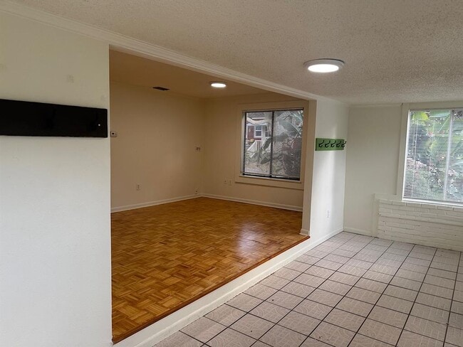 Foto del edificio - 424 Wildwood Way