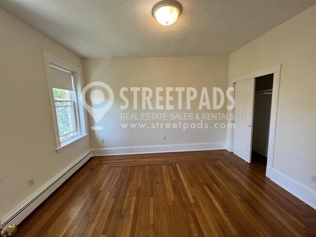 Foto del edificio - 1 bedroom in Brookline MA 02446