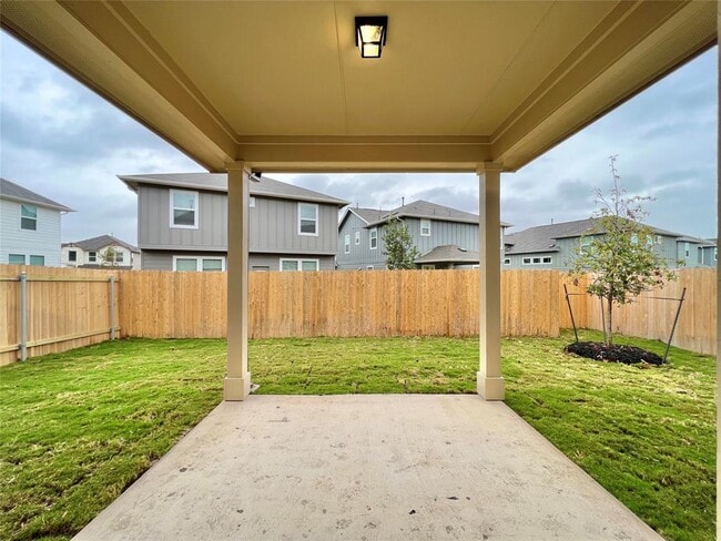 Foto del edificio - 3200 College Park Dr