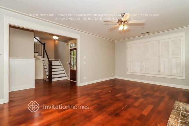 Foto del edificio - 3132 Cunningham Ln