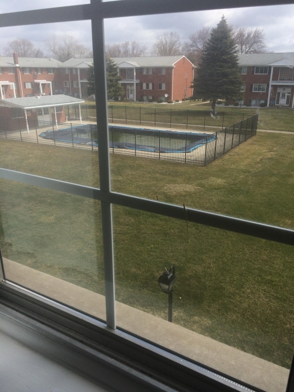 8160 Crestview Dr, Sterling Heights, MI 48312 Condo for Rent in