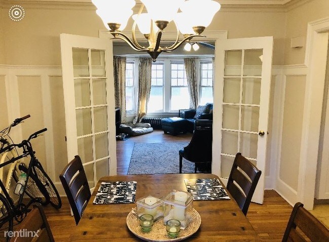 Foto del edificio - 3 br, 2 bath Townhome - 756 Delaware St