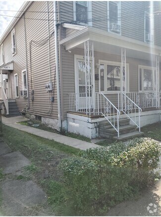 47 Pulaski St
