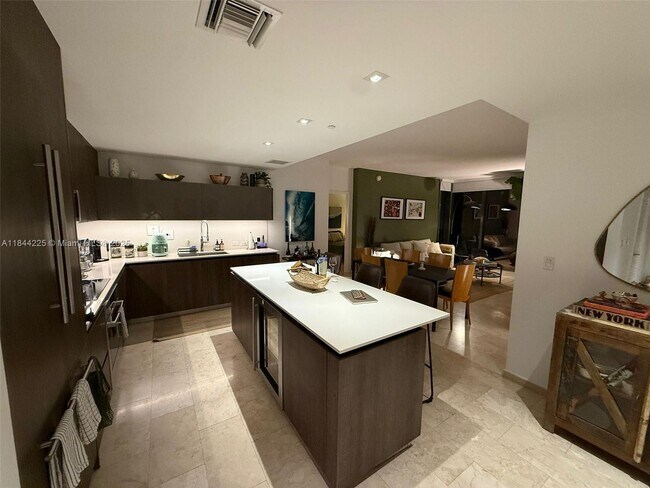 Foto del edificio - 68 SW 6th St