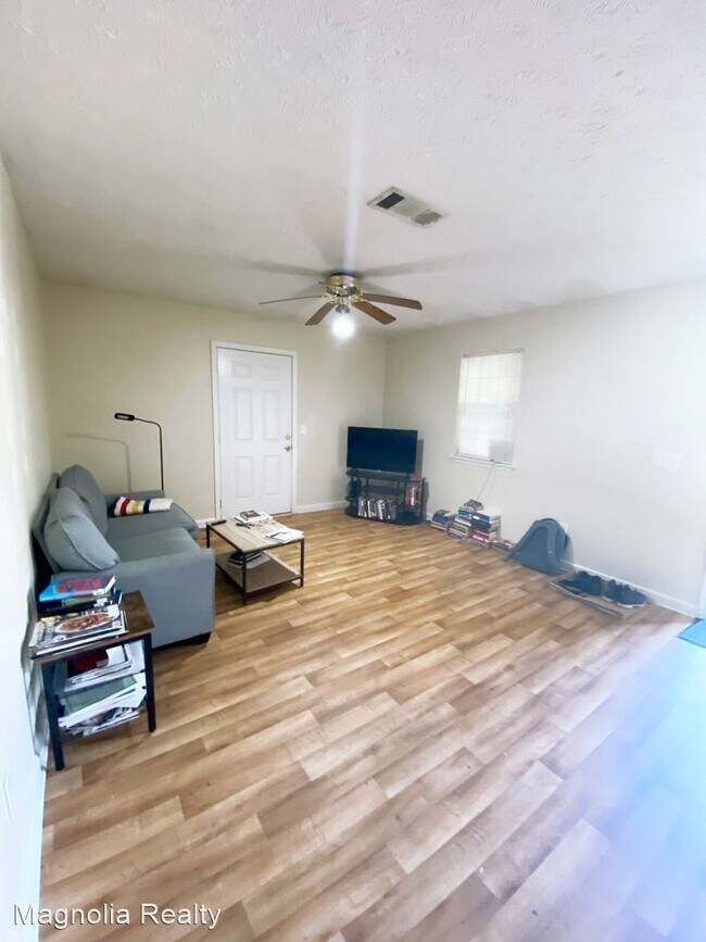 Building Photo - 2 br, 2 bath House - 232 Martin Ave