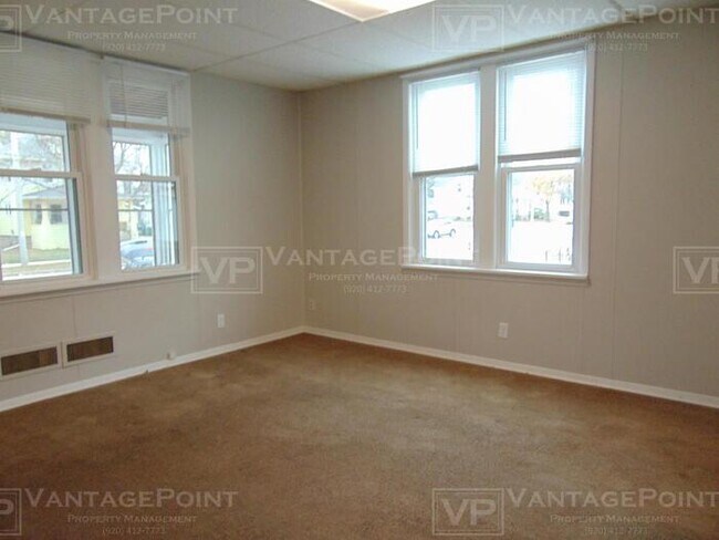 Foto del edificio - - Fond Du Lac Home For Rent –