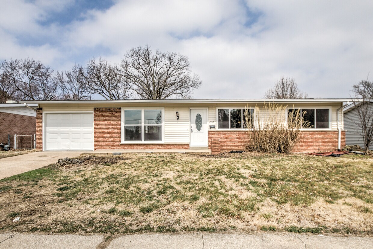 2945 Parker Rd, Florissant, MO 63033 House Rental in Florissant, MO