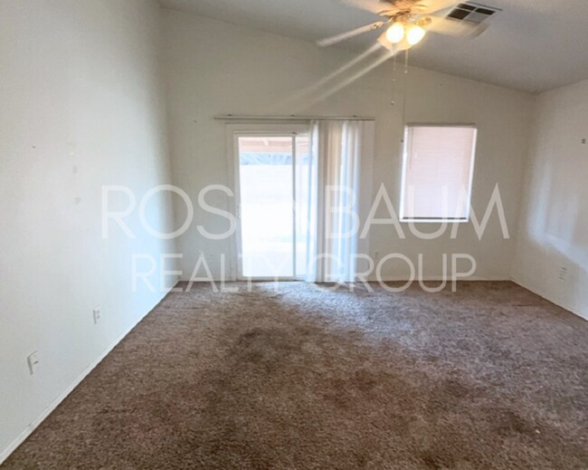Foto del edificio - Gorgeous 3-bedrooms, 2-baths home located ...