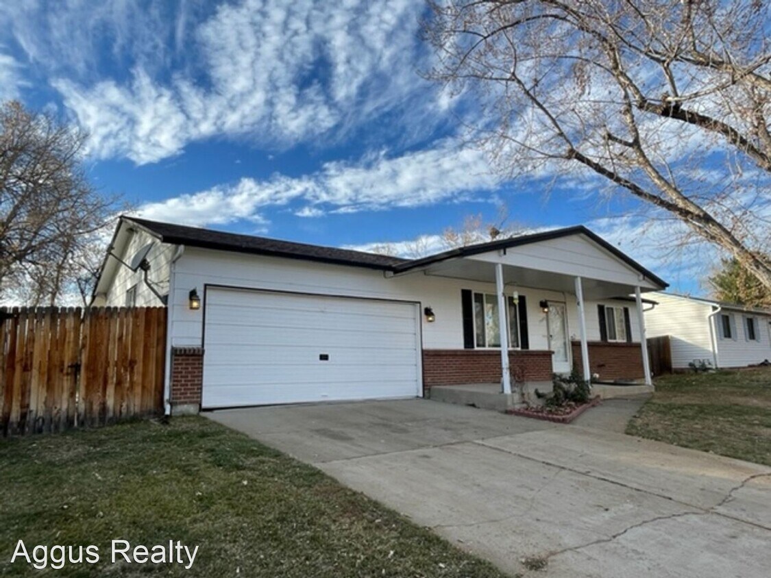 3 br, 2 bath House 7099 Xenon Ct House Rental in Arvada, CO