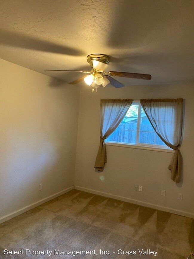 Foto del edificio - 3 br, 2 bath House - 595 Packard Drive