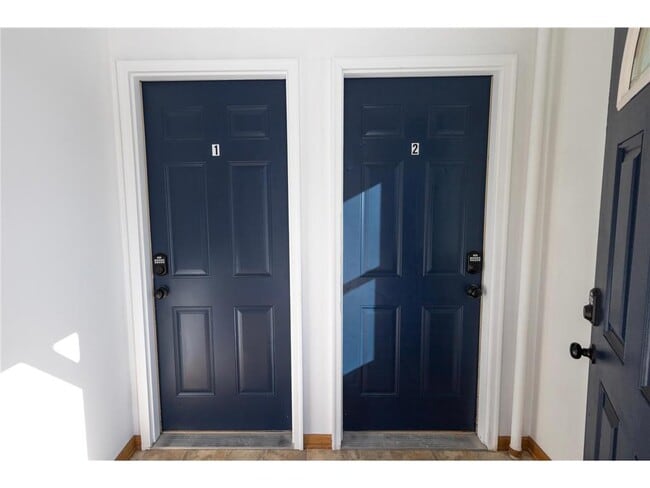 Building Photo - 6412 Xenium Ln N