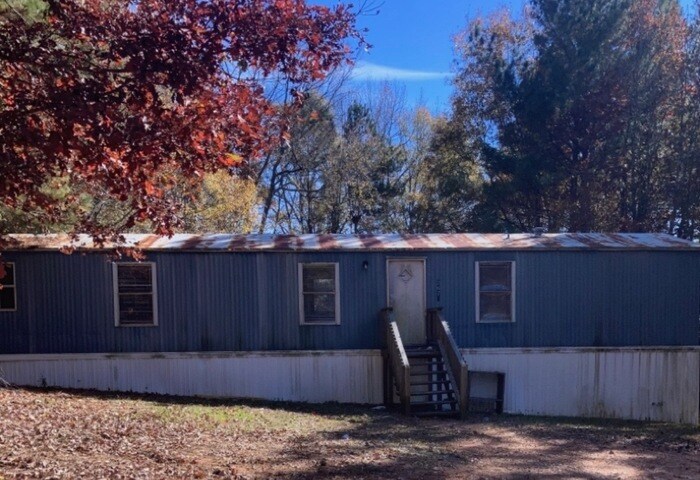 Primary Photo - Mobile Home in Mountville