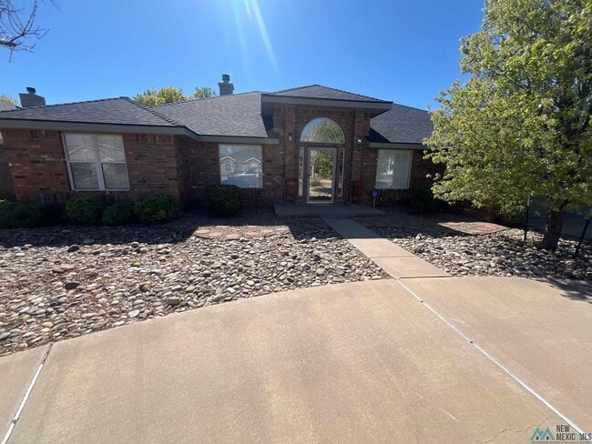 Foto del edificio - 721 Jeanie Dr