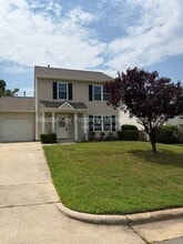Building Photo - 205 Downing Glen Dr