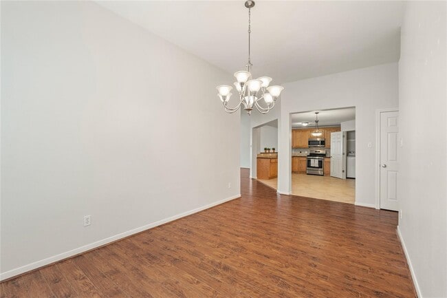 Building Photo - 5935 Wildbriar Ln