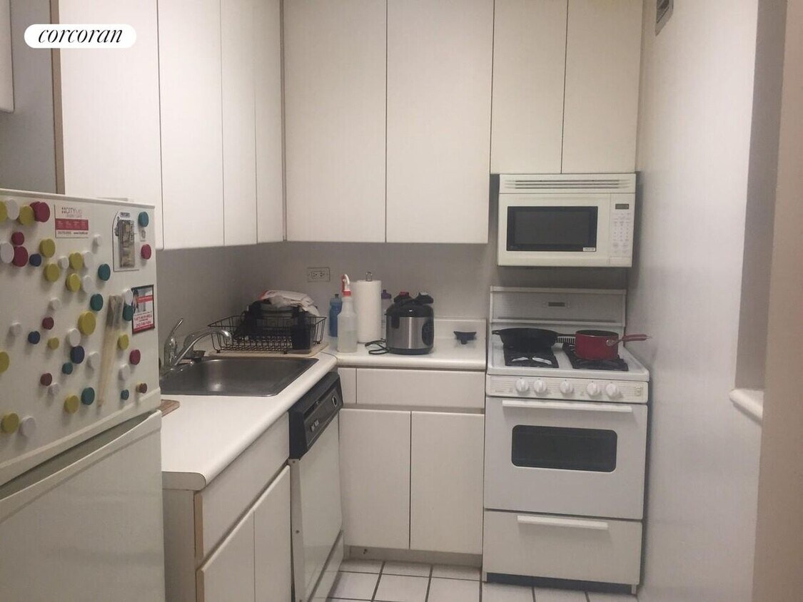 Foto del edificio - 215 W 95th St