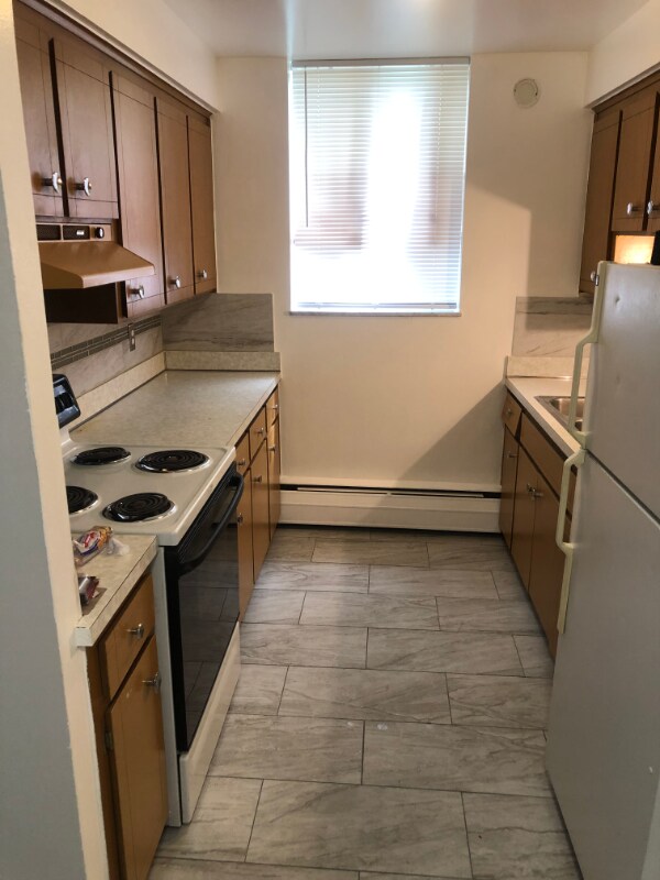 4865 Cadieux Rd Unit Apartment 3, Detroit, MI 48224 Room for Rent in Detroit, MI