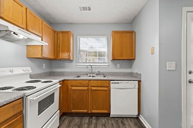 Interior Photo - The Gardens