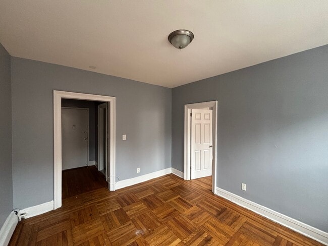 Foto del edificio - 149 Zabriskie St