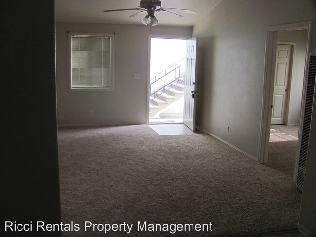 Foto del edificio - 1143-1143 W Palmyra Ave