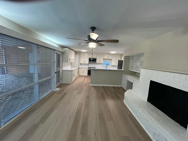 Building Photo - 104 Colby Hls Dr