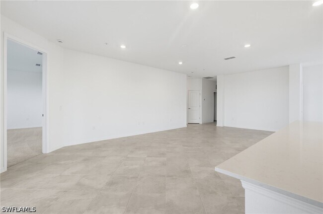 Foto del edificio - 15918 Grn Acrs Ave