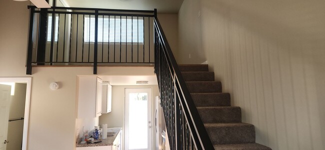 Foto del edificio - Two story-newly built one bedroom house