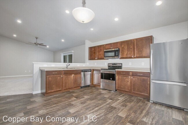 Building Photo - 4 br, 2 bath House - 16607 Bedington Drive