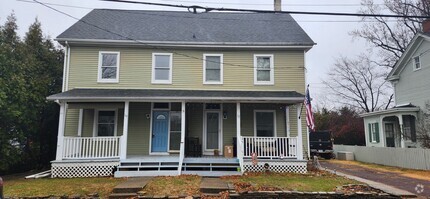 Building Photo - 119-119 Maplewood Rd