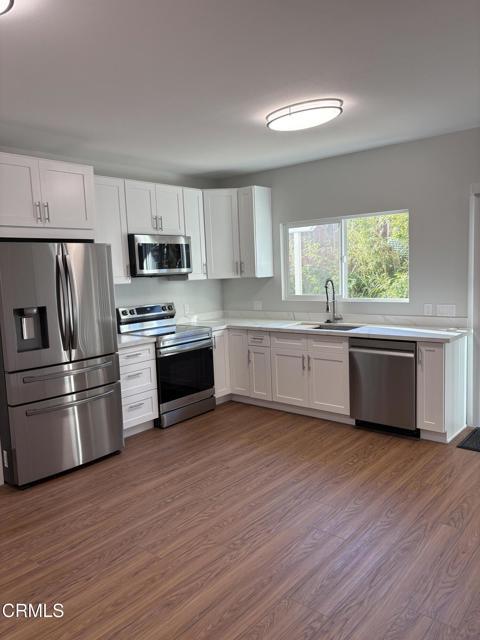 Foto del edificio - 3244 Channel Dr