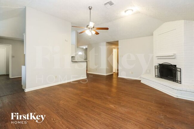 Building Photo - 6027 Woodmancote Dr