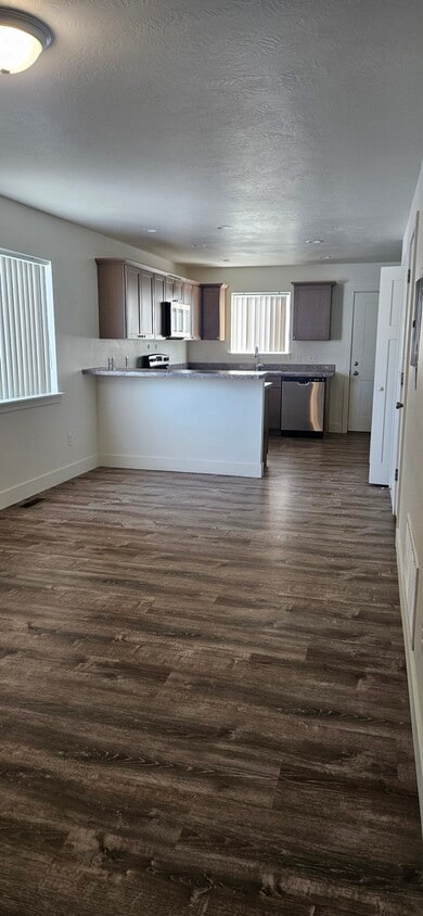 Building Photo - 2807 Marisa Ln