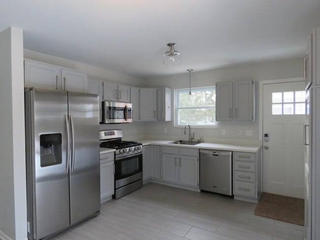 Foto del edificio - 3539 East St