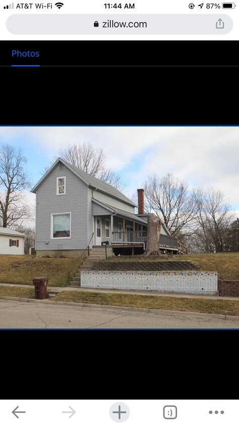 Primary Photo - 225 N East St