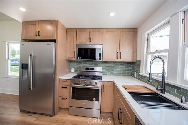 Foto del edificio - 1107 W Grand Blvd