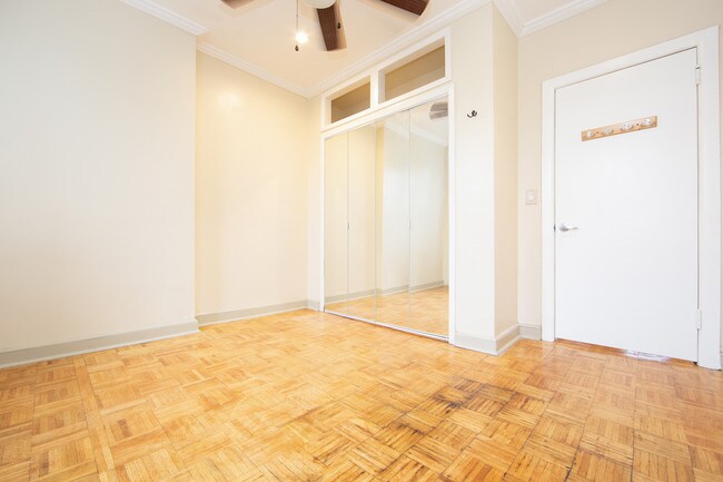 Building Photo - 360A Gates Ave