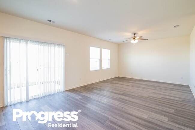 Building Photo - 519 Polaris Wy
