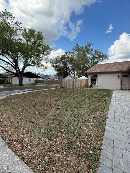 Foto del edificio - 4413 Ridgeline Cir