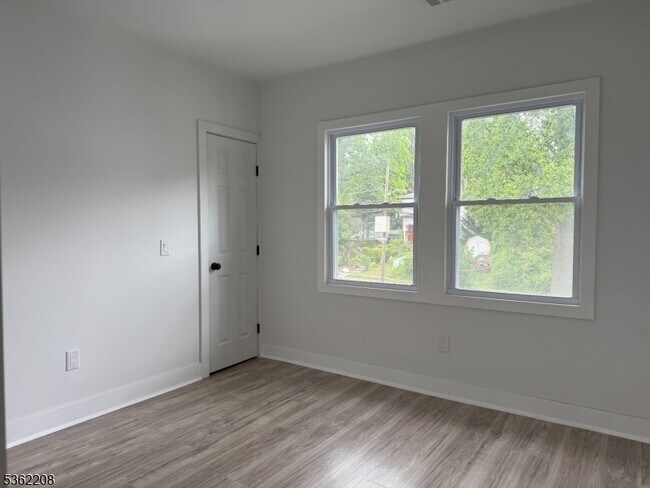 Foto del edificio - 186 Harrison Ave