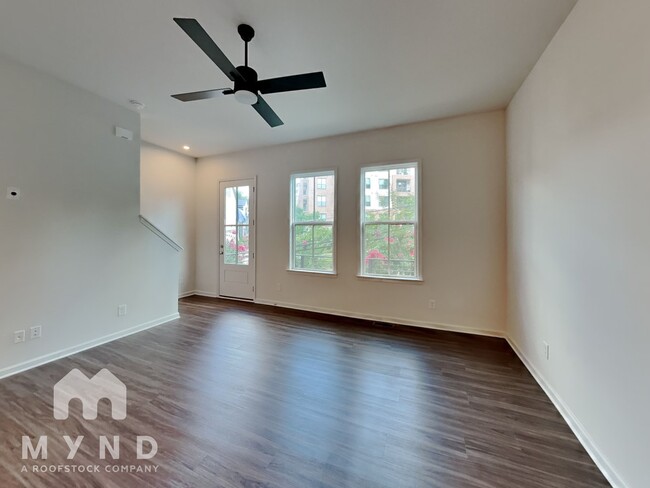 Building Photo - 118 Chestnut Cir