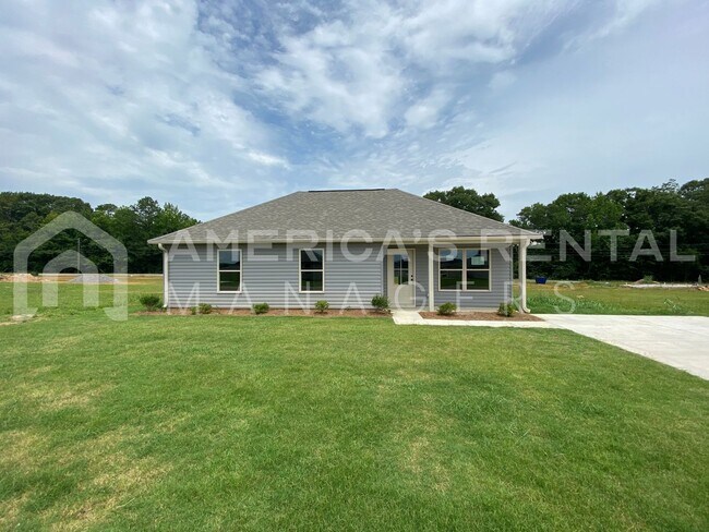 Building Photo - Home for Rent in Talladega, AL!!! Availabl...