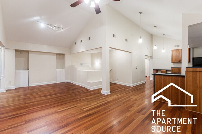 Building Photo - 2017 Harrison St