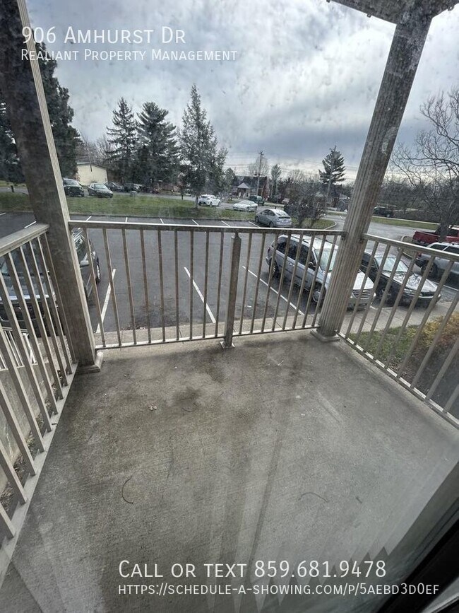 906 Amhurst Dr, Erlanger, KY 41018 Room for Rent in Erlanger, KY